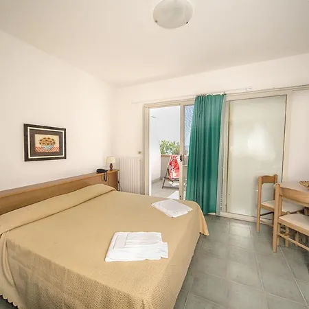Il Lido Aparthotel Giannella Buitenkant foto